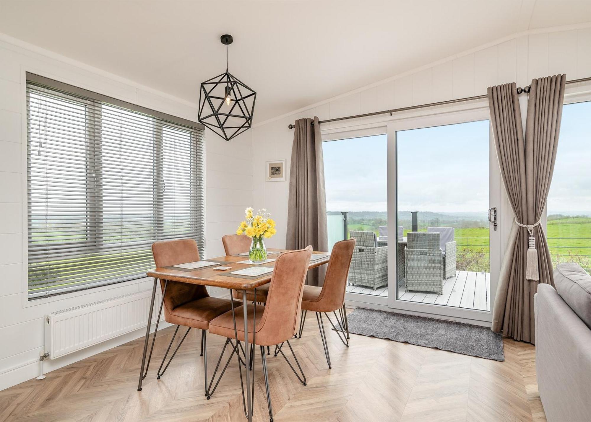 Midsomer Lodges Pilton Room photo