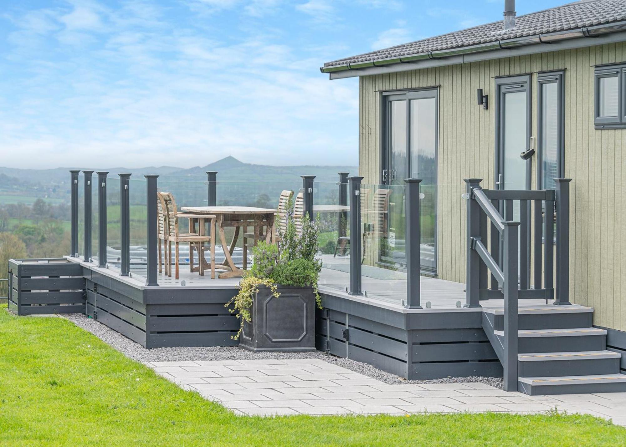 Midsomer Lodges Pilton Room photo